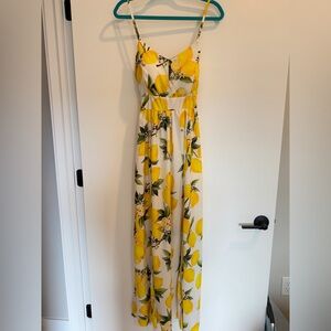 Lemon Print Maxi Dress - Perfect for Summer!
